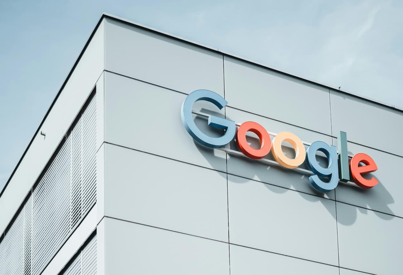 Google maintains search dominance despite AI chatbot growth, report finds