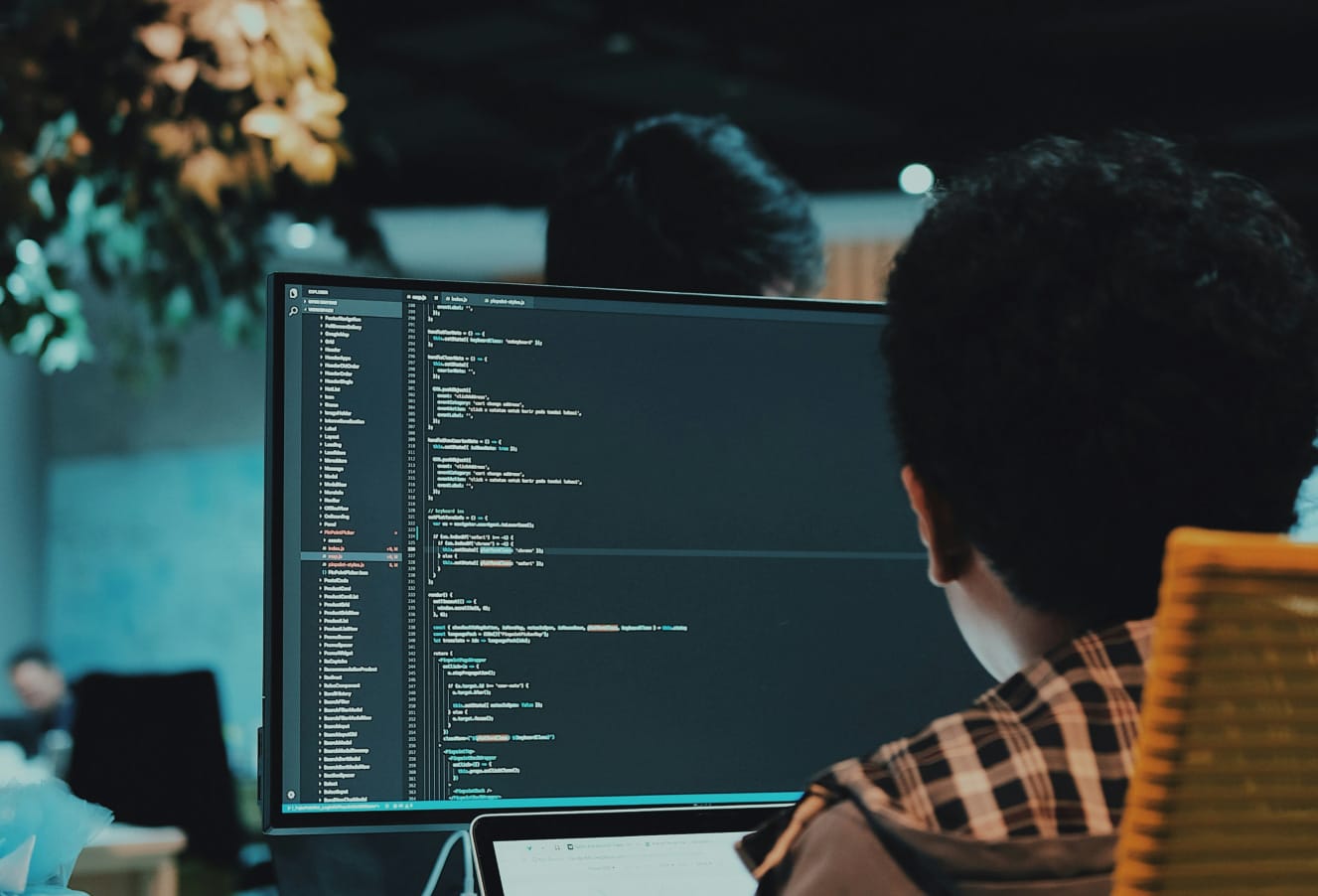 IT Outsourcing Crucial for Web Uptime Amid Outage Risks