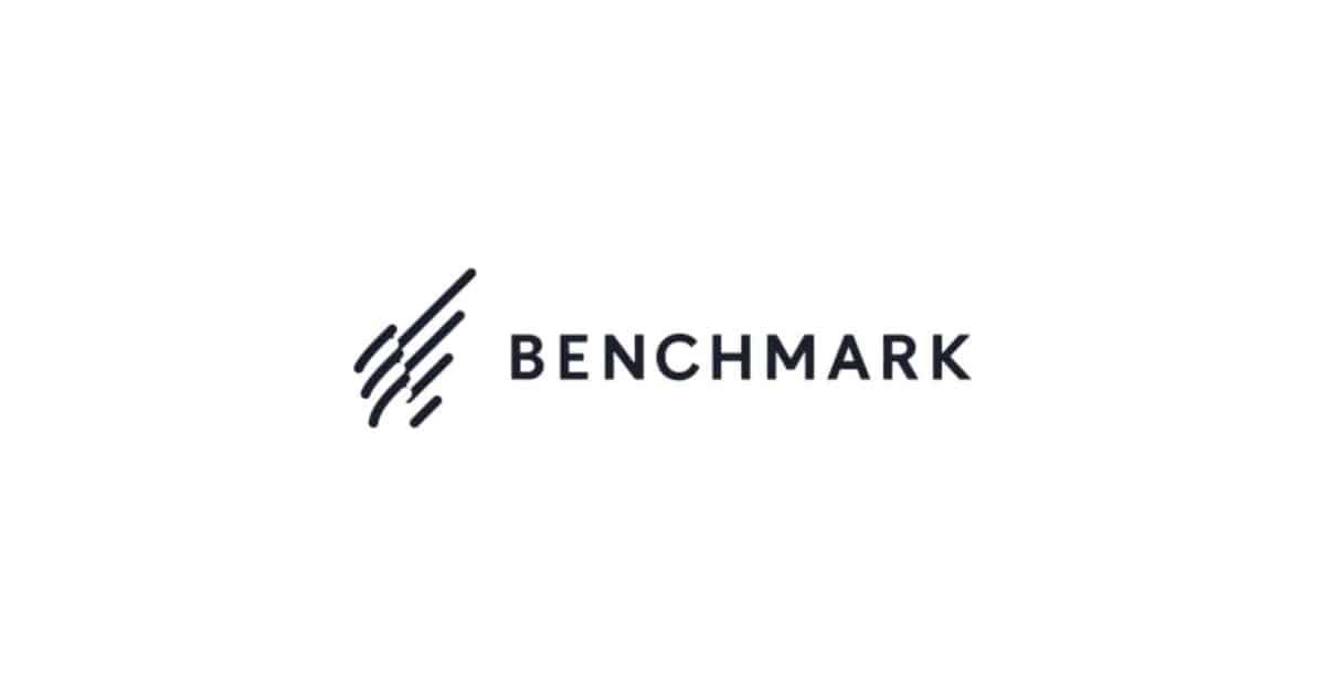 Logo de Benchmark Email