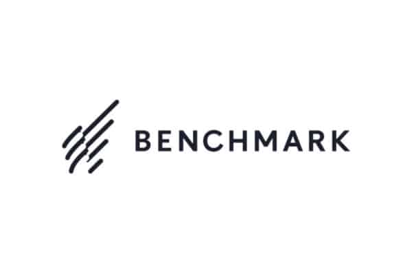 Logo de Benchmark